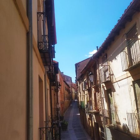 Rincon De La Poesia Vut 42Ooo174 Apartment Сория Екстериор снимка